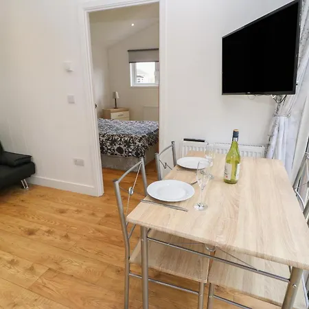 Glendale Pod * Yarm